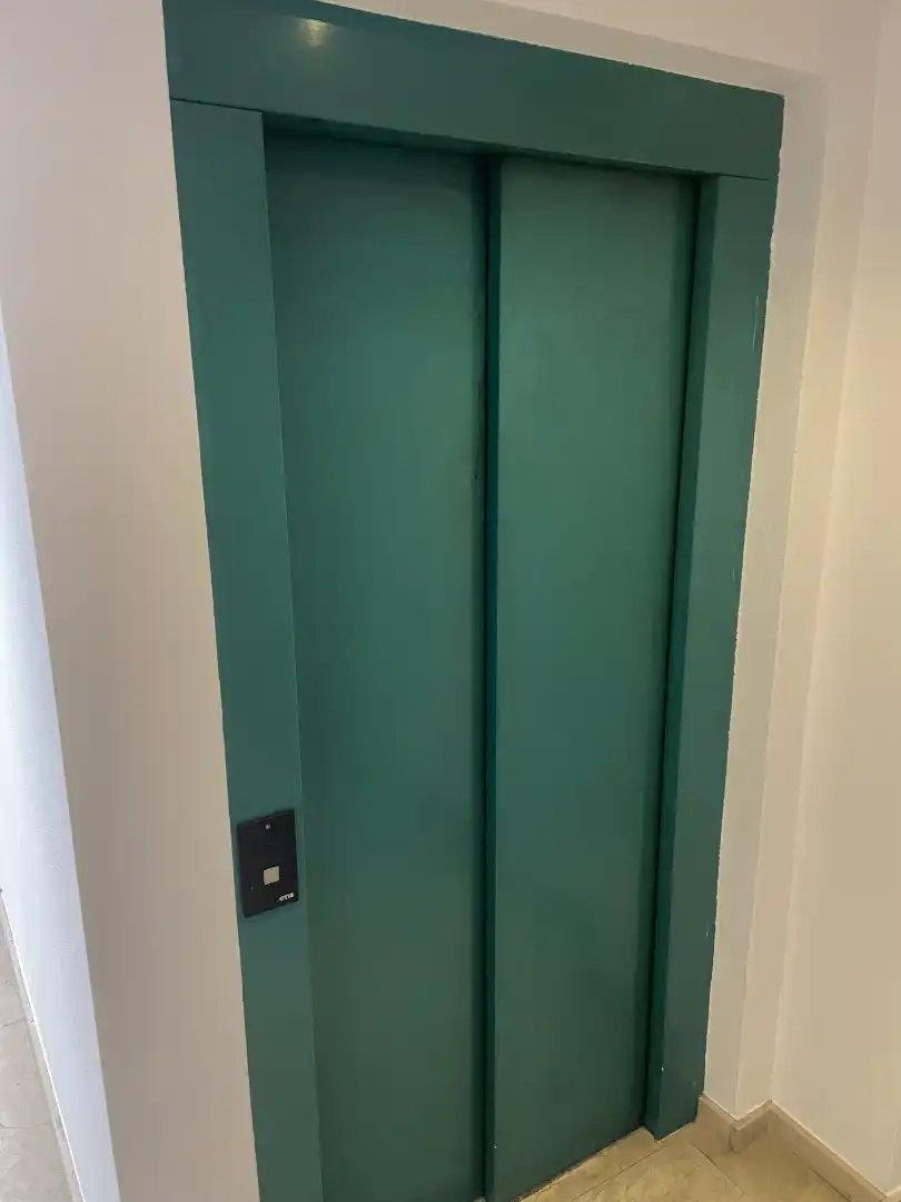 Piso con ascensor en venta en Rúa de Sanjurjo Badía, imagen 17