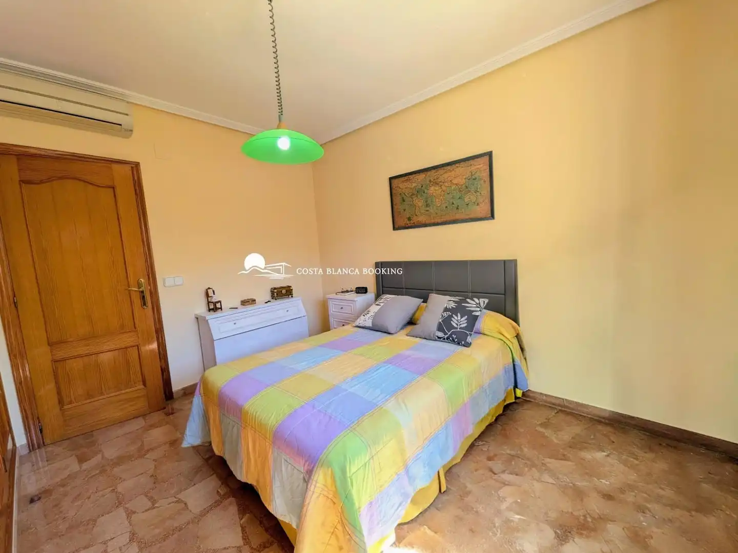 Dormitori de Casa o xalet en venda en L'Alfàs del Pi amb Aire condicionat, Jardí privat i Terrassa