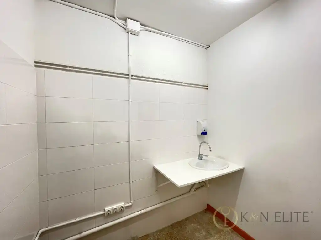 Local comercial de lloguer a Vallirana, imagen 28