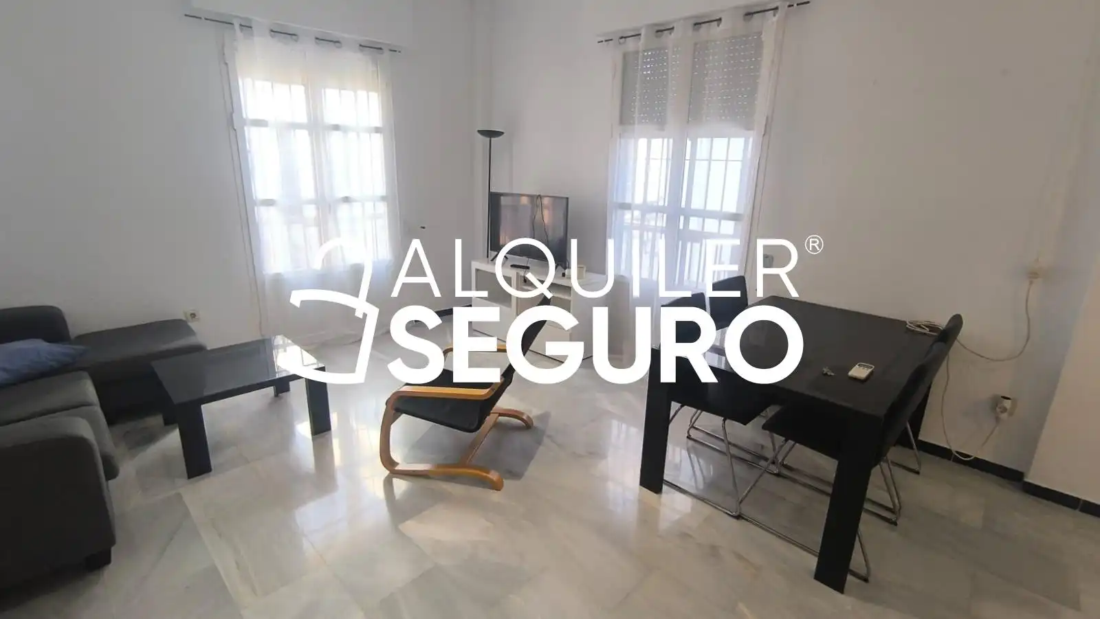 Exterior view of Flat for rent in Sevilla  with Air Conditioner and Furnished