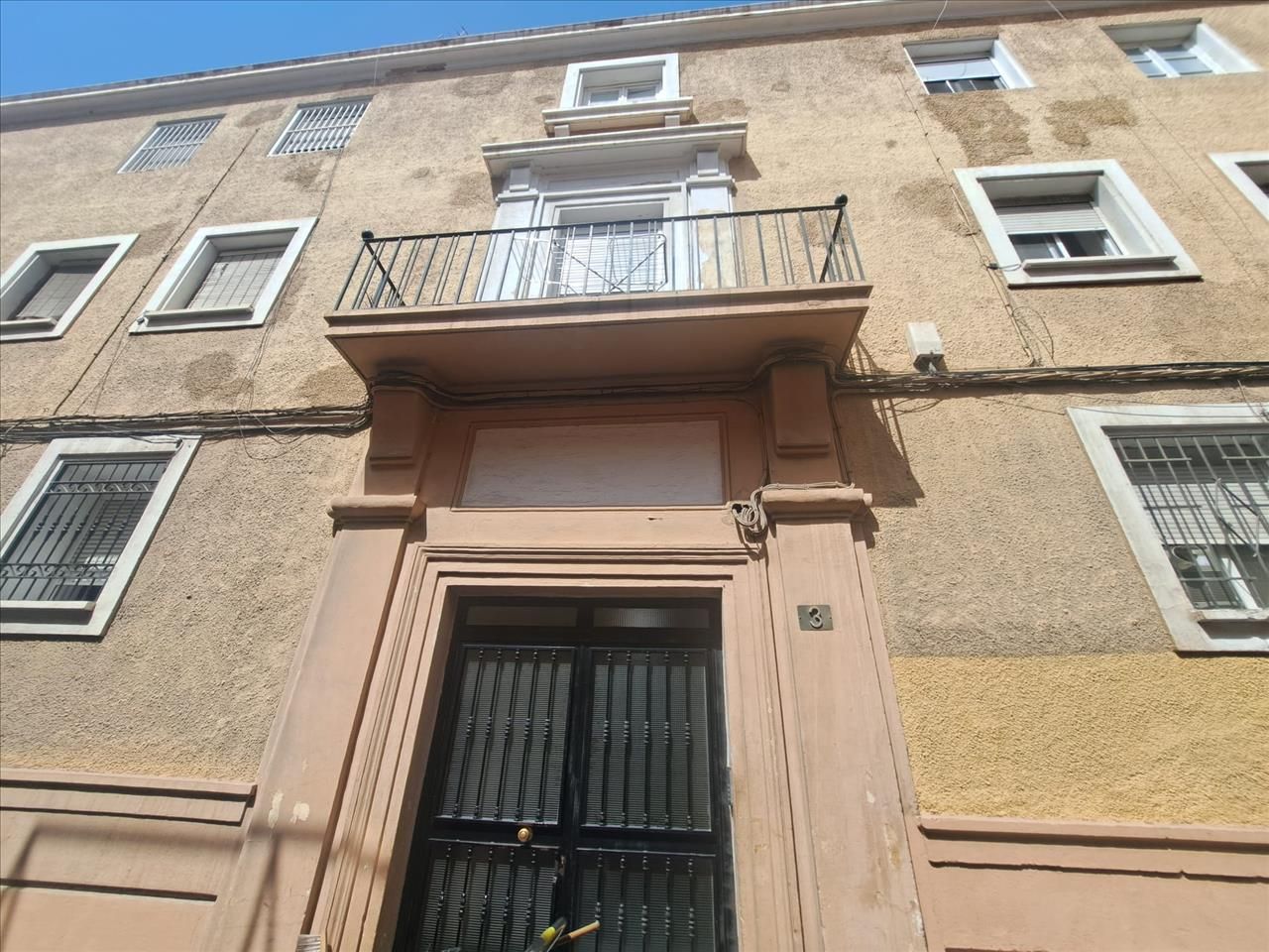 Vista exterior de Pis en venda en  Almería Capital