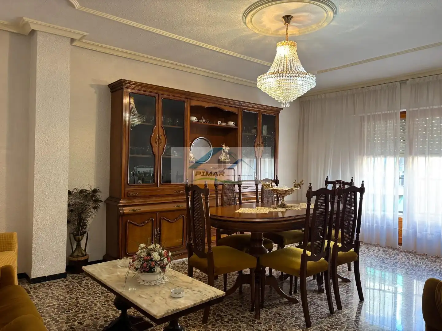 Comedor de Piso en venta en Elche / Elx con Balcón