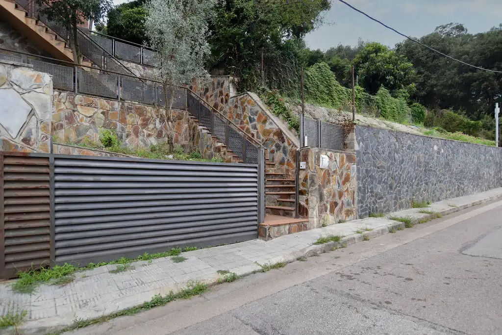 Xalet en venda a Carrer del Baix Ebre 26