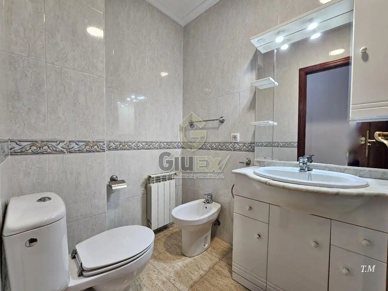 Baño de Piso de alquiler en Cáceres con Aire acondicionado, Calefacción y Terraza