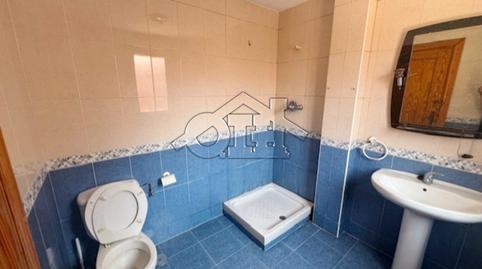 Foto 2 de Piso en venta en Calle Jazmín, Fuensalida, Toledo
