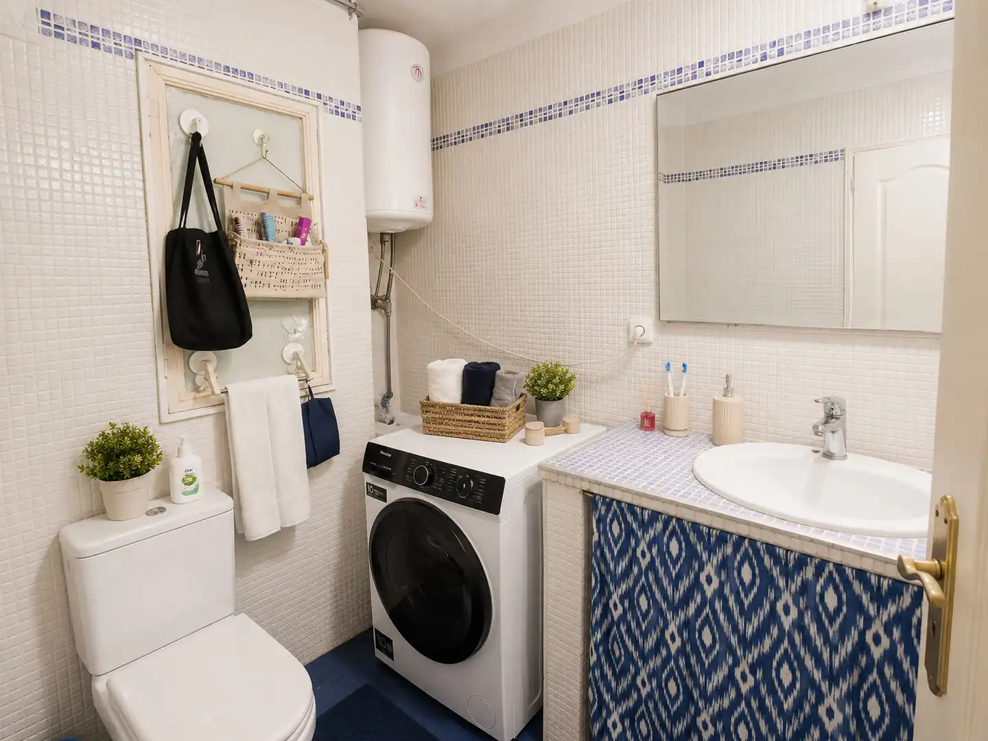 Bathroom of Flat for sale in  Palma de Mallorca  with Air Conditioner