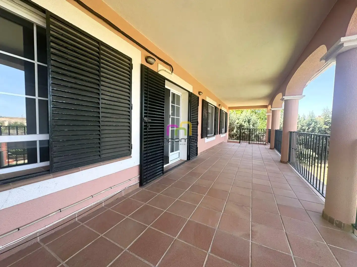 Terrassa de Casa o xalet en venda en Badajoz amb Aire condicionat, Calefacció i Jardí privat