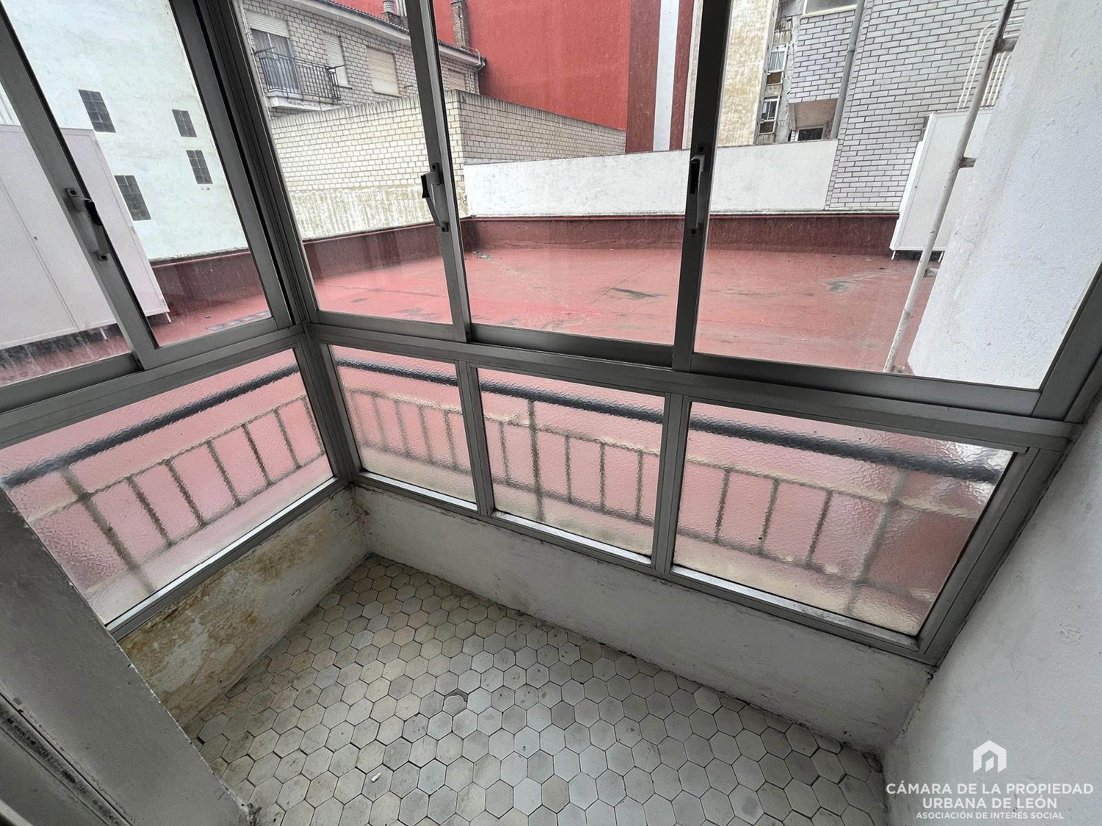 Terrasse von Wohnung zum Verkauf in León Capital  mit Heizung und Terrasse