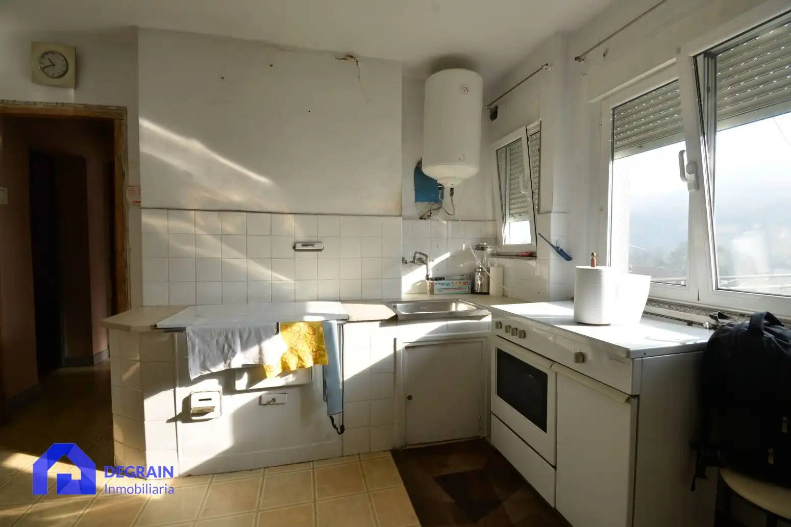 Cuina de Pis en venda en Oviedo  amb Terrassa