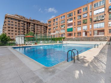Piso con ascensor en venta en Lenguas 6