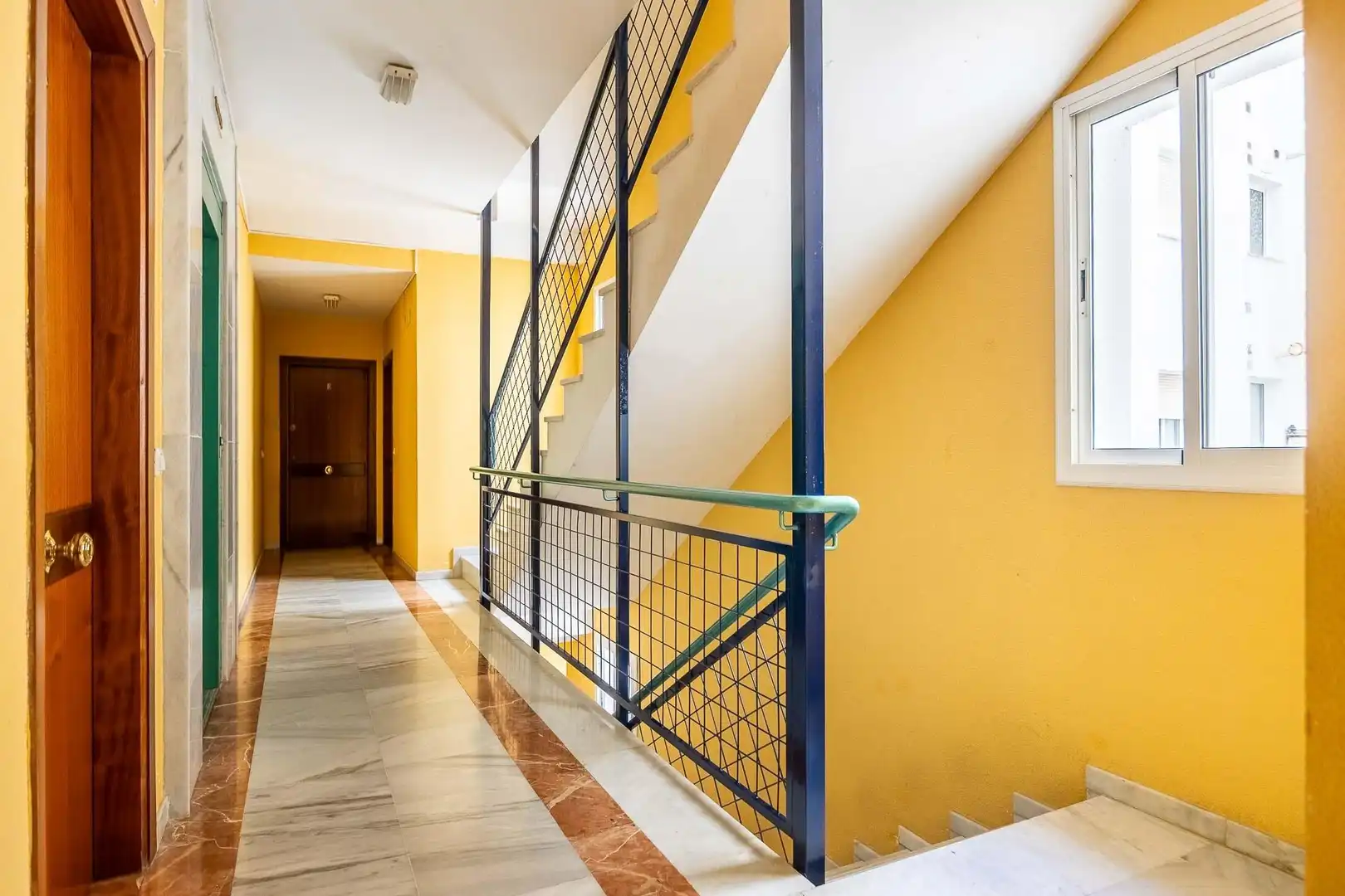 Piso en venta en Alcalá de Guadaira con Aire acondicionado, Terraza y Balcón