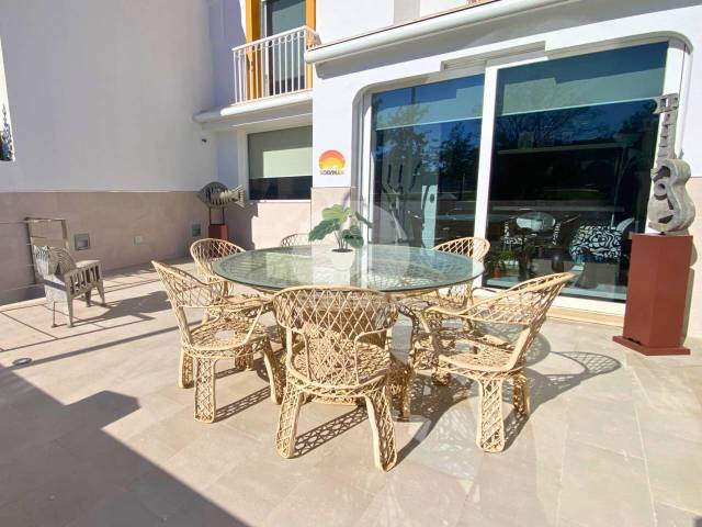 Casa-chalet en Venta en Infanta Elena en El Tomillar