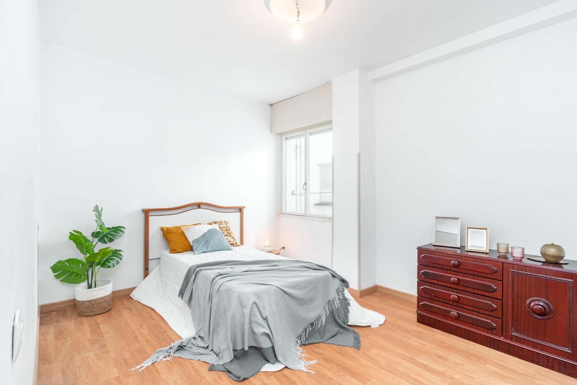 Bedroom of Flat for sale in Aller  with Heating and Terrace