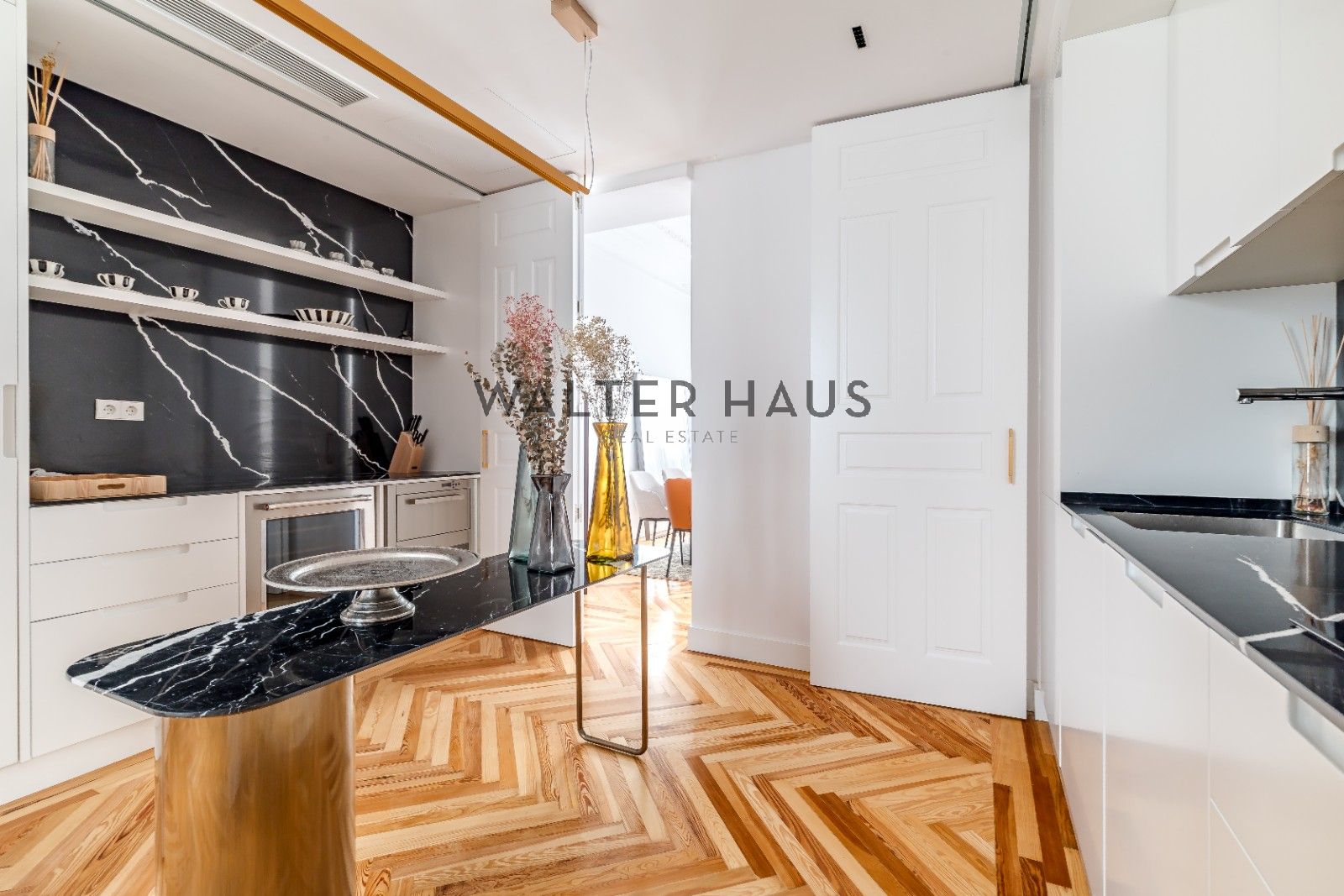 Kitchen of Flat for sale in  Madrid Capital  with Air Conditioner, Heating and Storage room