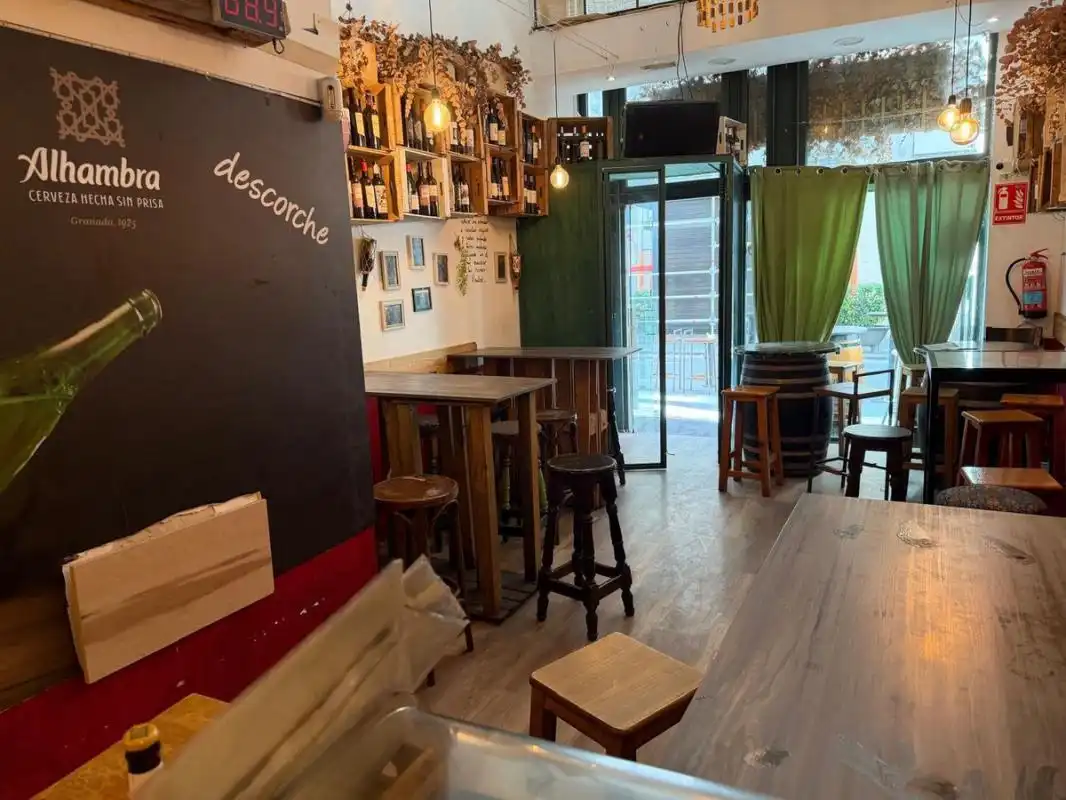 Local comercial en venda a Calle del Médico Pascual Pérez, imagen 6