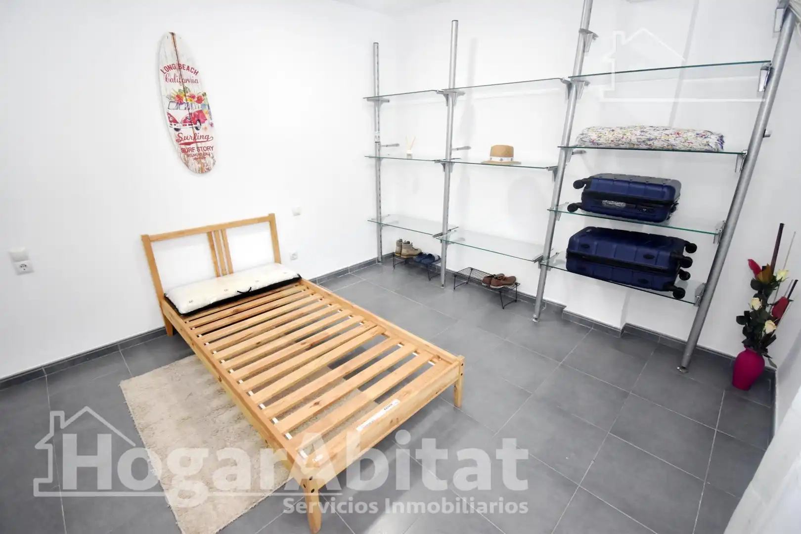 Habitación de Piso en venta en Castellón de la Plana / Castelló de la Plana con Calefacción, Terraza y Amueblado