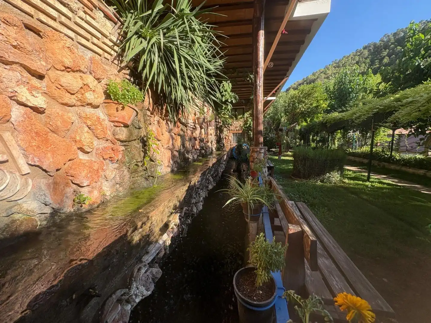 Jardín de Finca rústica en venta en Benatae con Calefacción, Jardín privado y Piscina