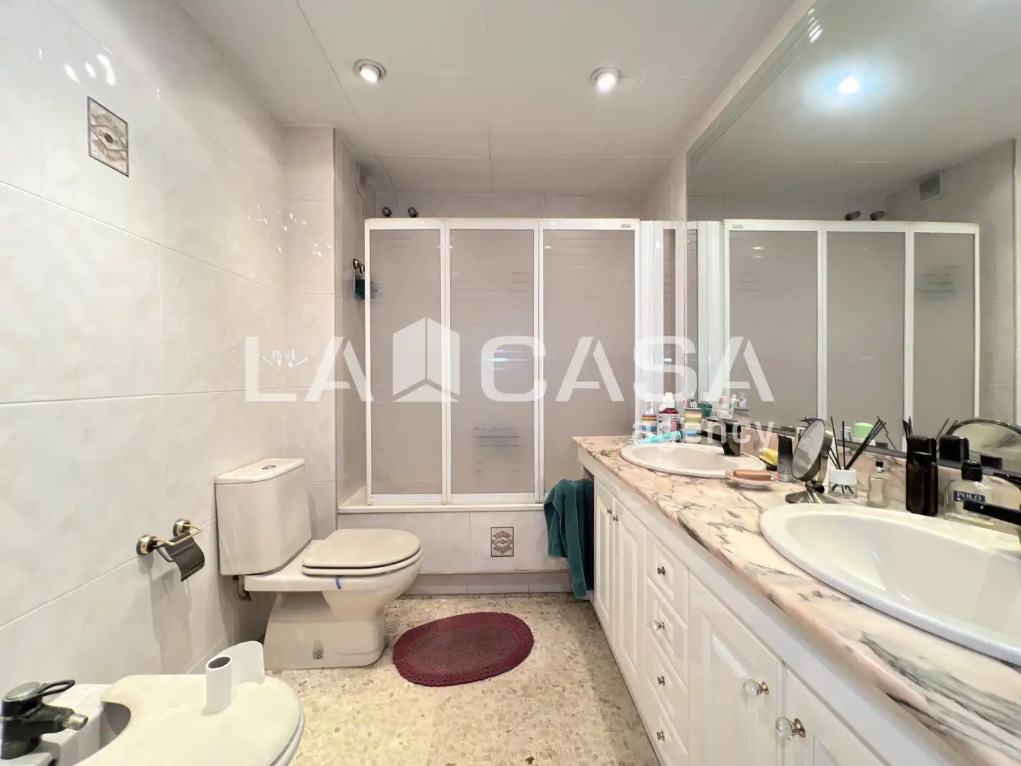 Bathroom of Flat for sale in Santa Coloma de Gramenet  with Balcony