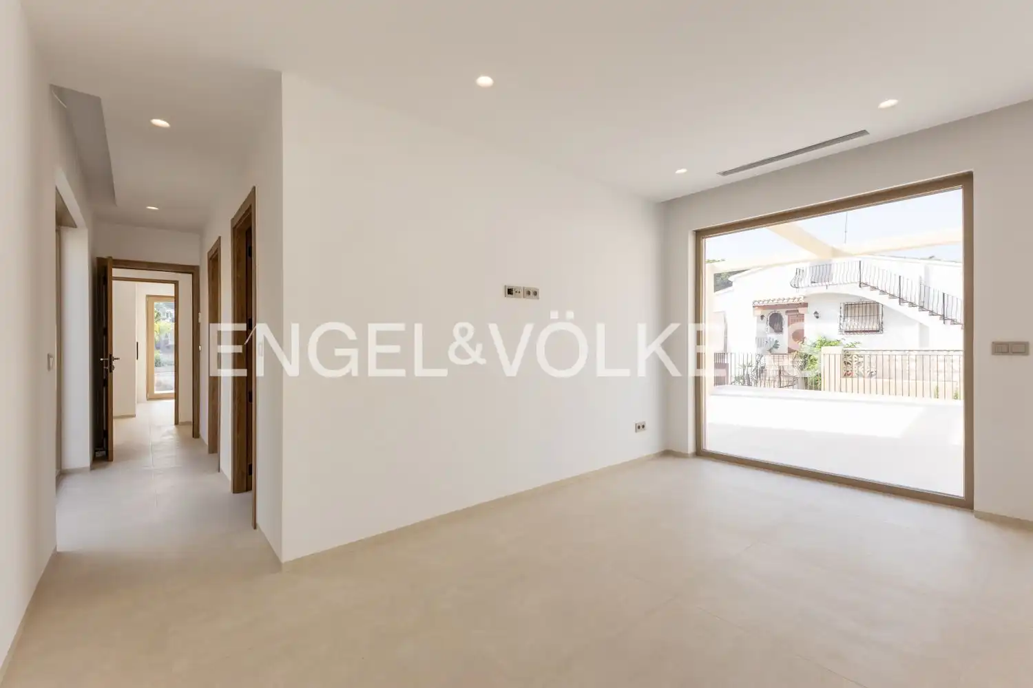 Houses for sale in Jávea / Xàbia  with Air Conditioner, Heating and Private garden