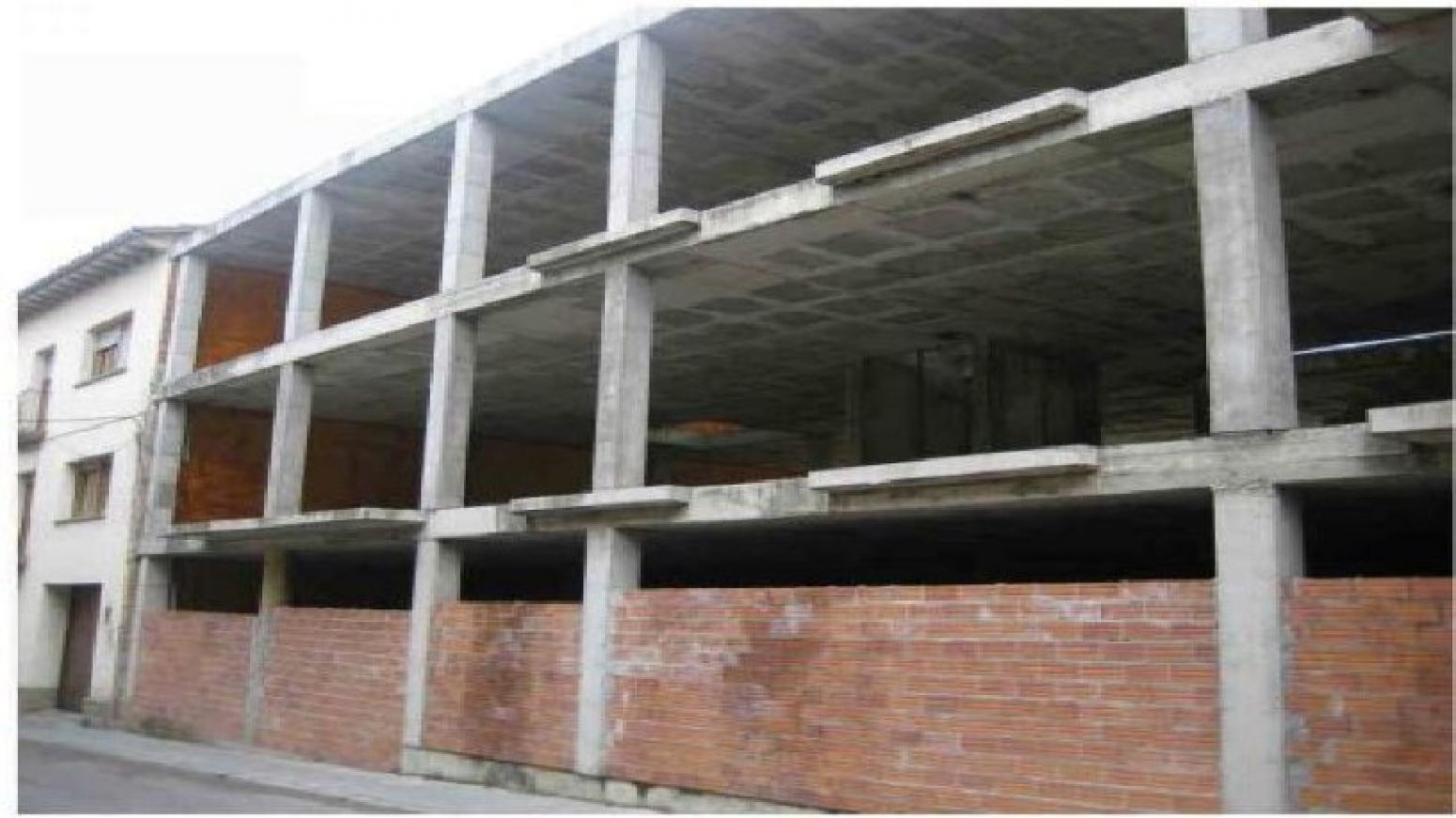 Exterior view of Flat for sale in Torelló  with Swimming Pool