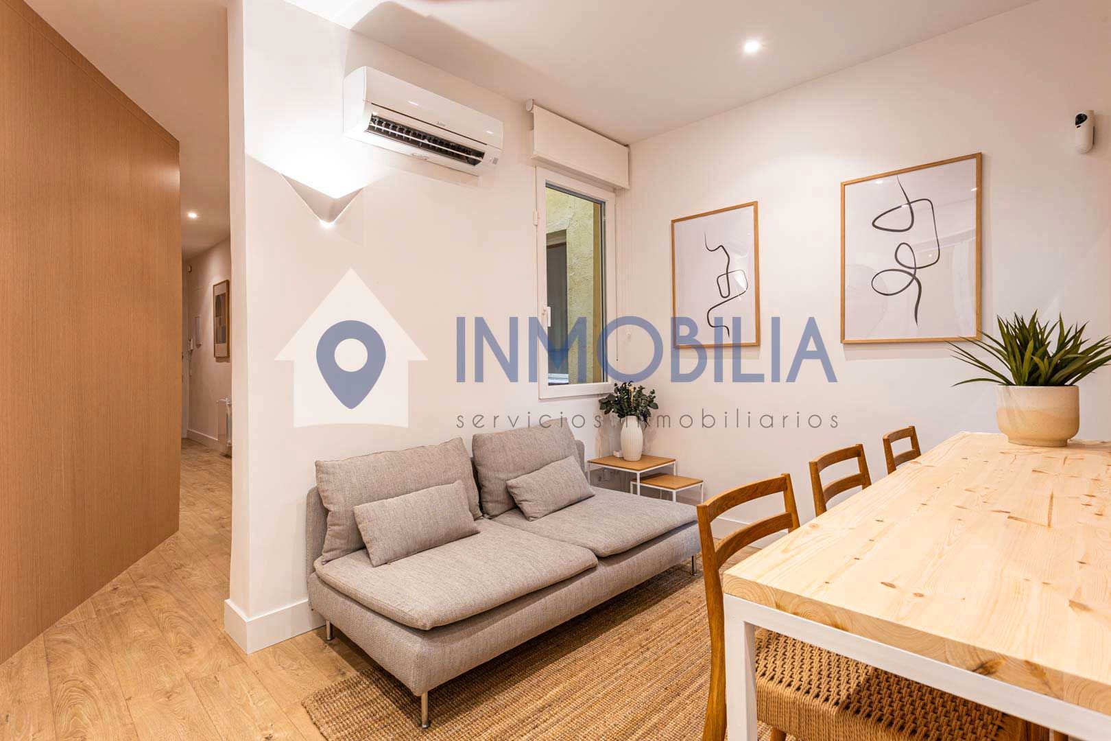 Bedroom of Flat for sale in  Madrid Capital  with Air Conditioner and Heating