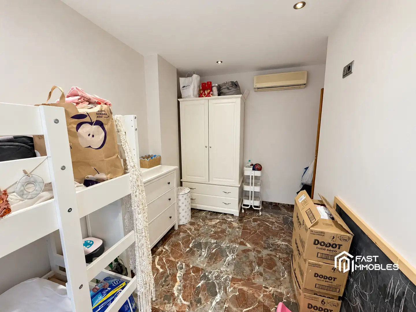 Flat for sale in Ponent