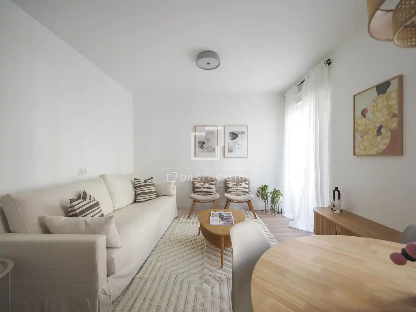 Wohnzimmer von Wohnung zum Verkauf in Madrid mit Klimaanlage, Möbliert und Balkon