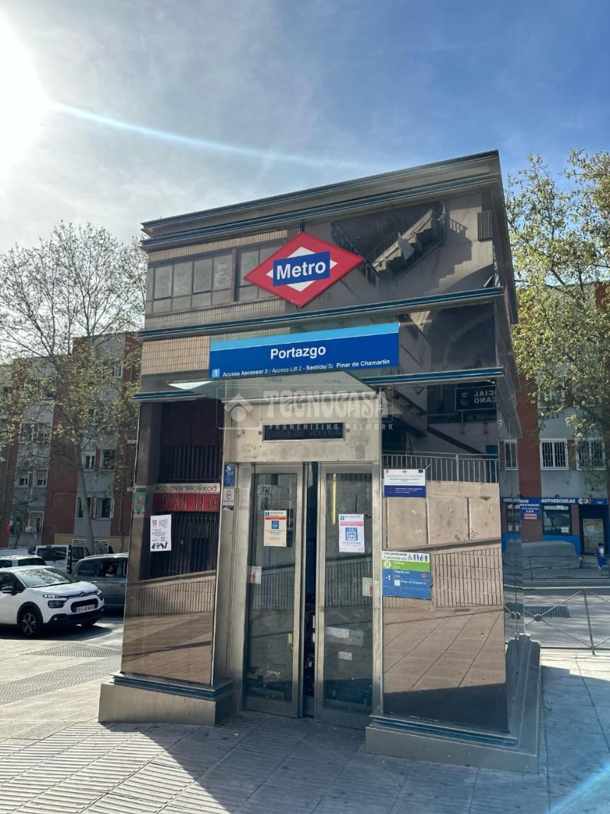 Exterior view of Flat for sale in  Madrid Capital  with Heating