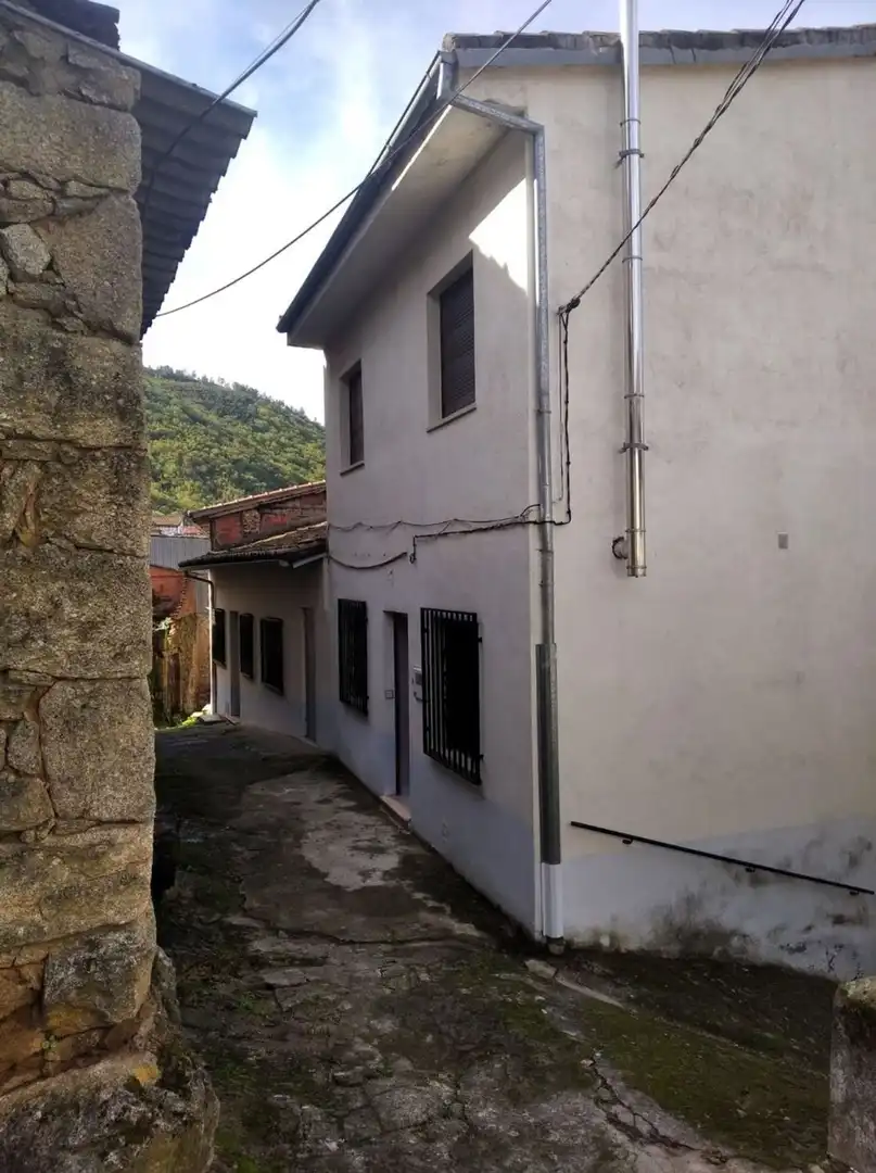 Exterior view of Houses for sale in San Esteban de la Sierra  with Terrace and Storage room