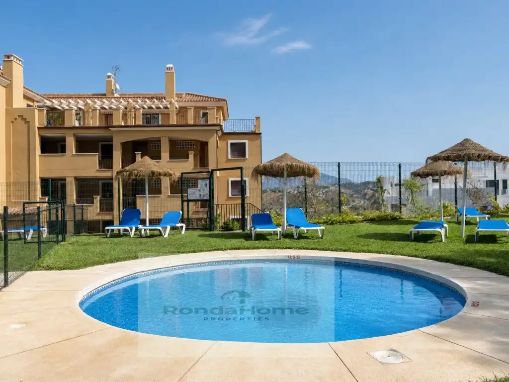 Vista exterior de Piso en venta en Mijas