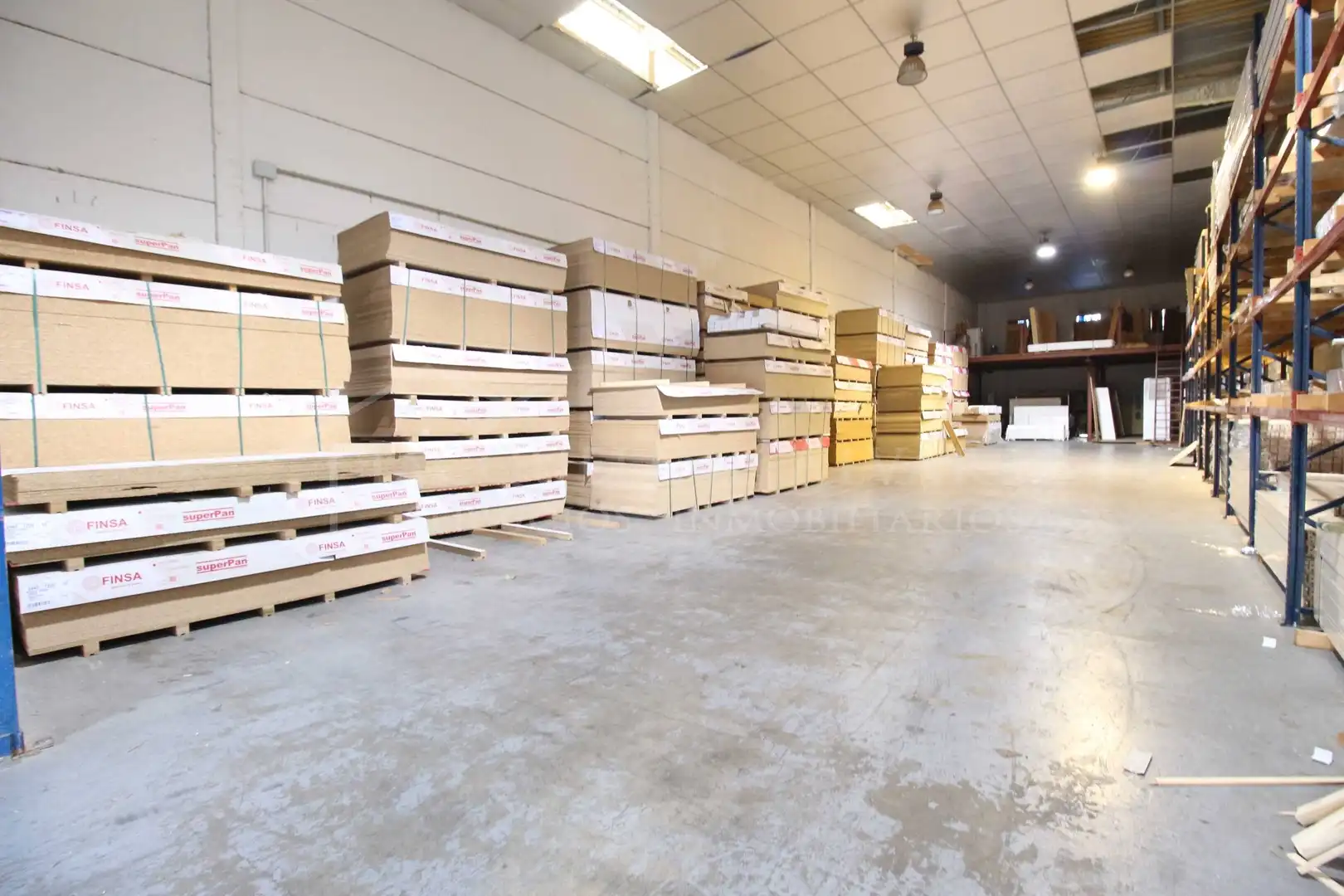 Nave industrial en venta en Pintores - Ferial