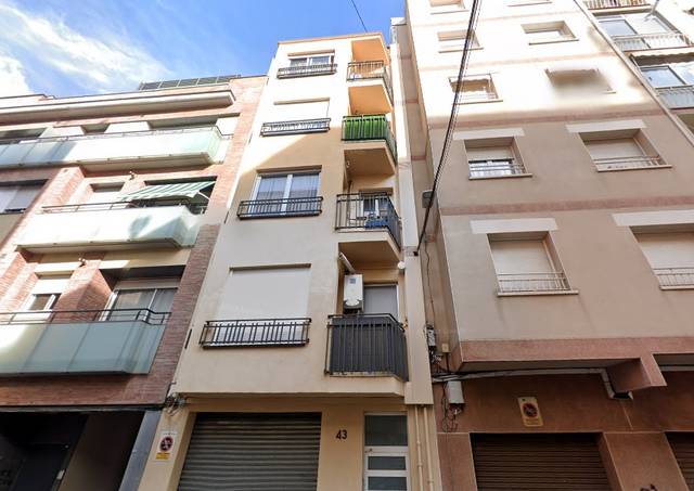Piso en Venta en C/ Joaquim Costa en Plaça Catalunya - Escola Industrial