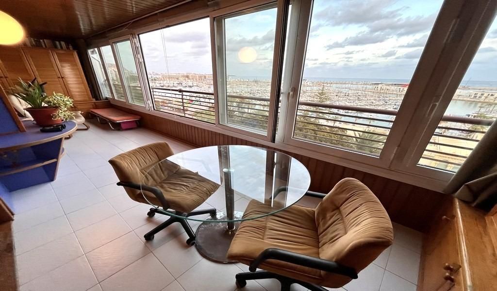 Pis en venda en Alicante / Alacant amb Aire condicionat, Parquet i Terrassa