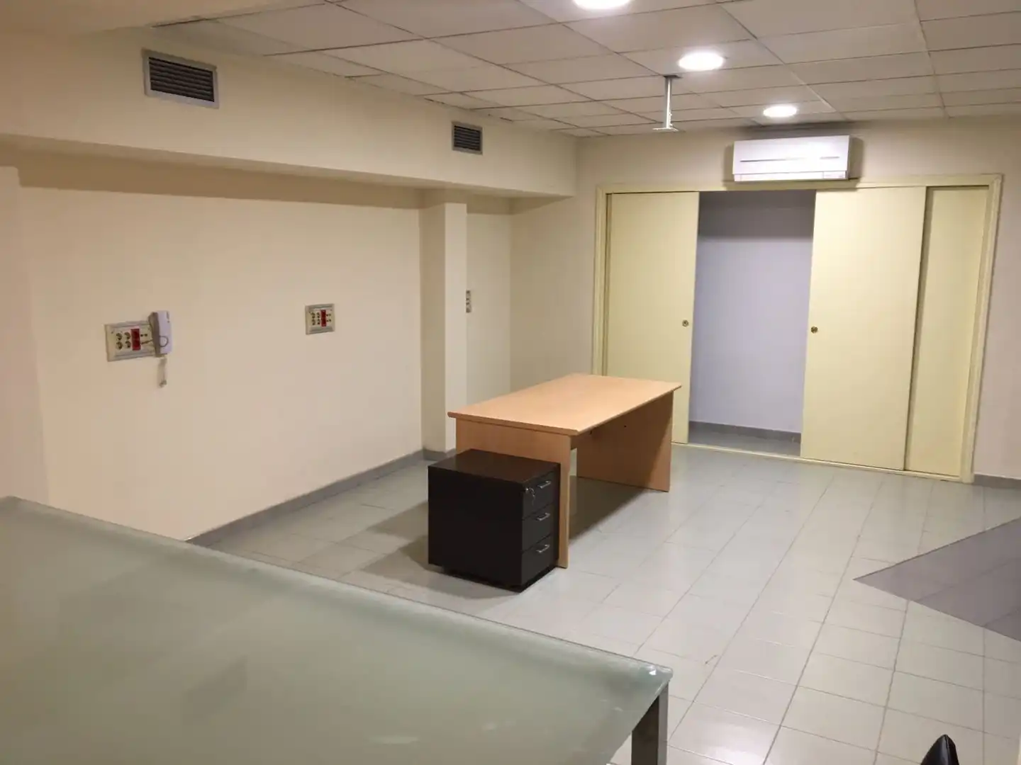 Büro zum Verkauf in Toledo mit Klimaanlage, Heizung und Abstellraum