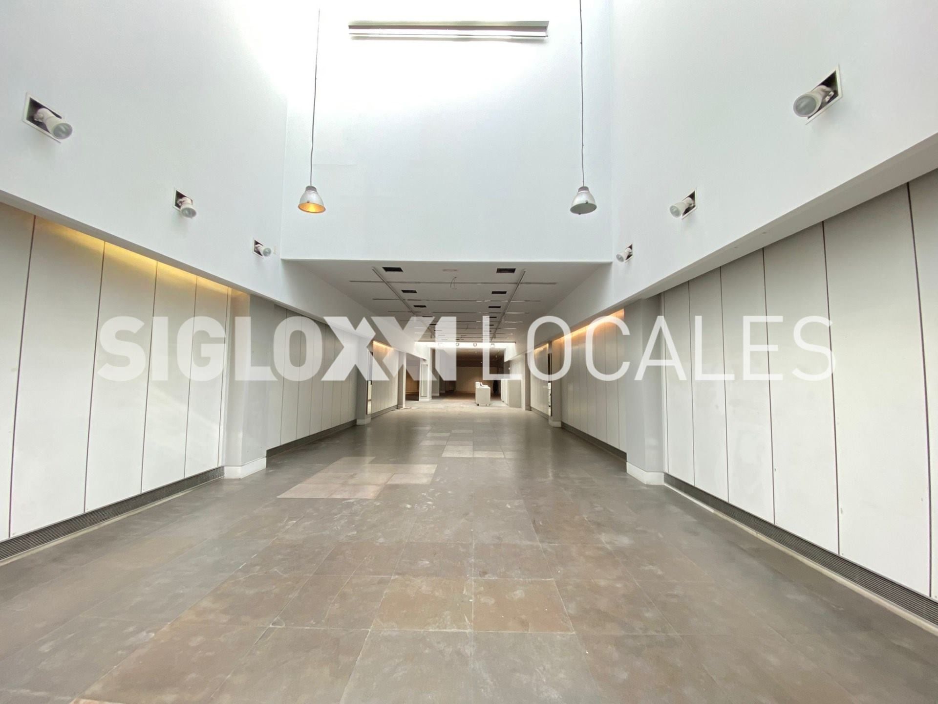 Local de alquiler en Badalona con Aire acondicionado