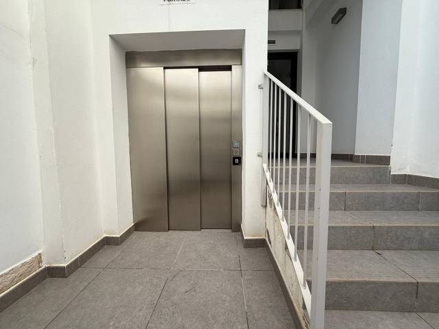 Piso en Venta en Los Almendros - El Limonero - El Tomillar