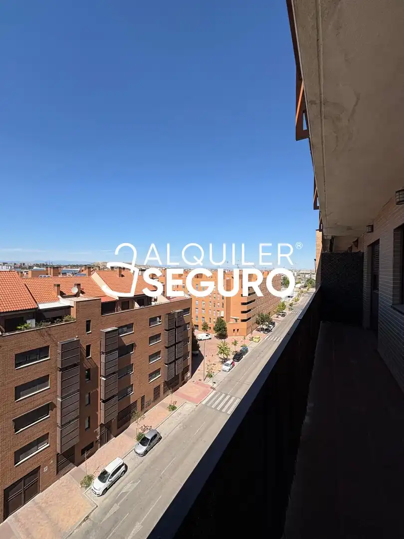 Pis de lloguer a Cardenal Vicente Enrique y Tarancón, Ensanche de Vallecas - La Gavia