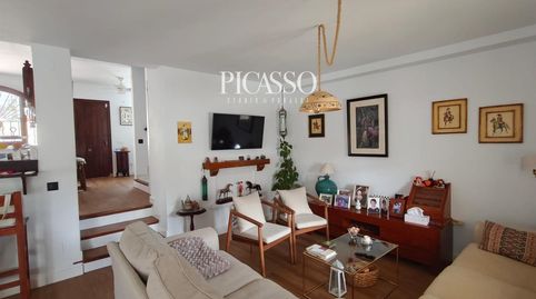 CHALET PAREADO CON VISTAS PANORÁMICAS A LA BAHÍA Y SOLÁRIUM EN LA COLINA, image 2