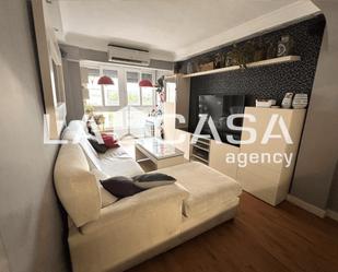 Living room of Flat for sale in  Sevilla Capital