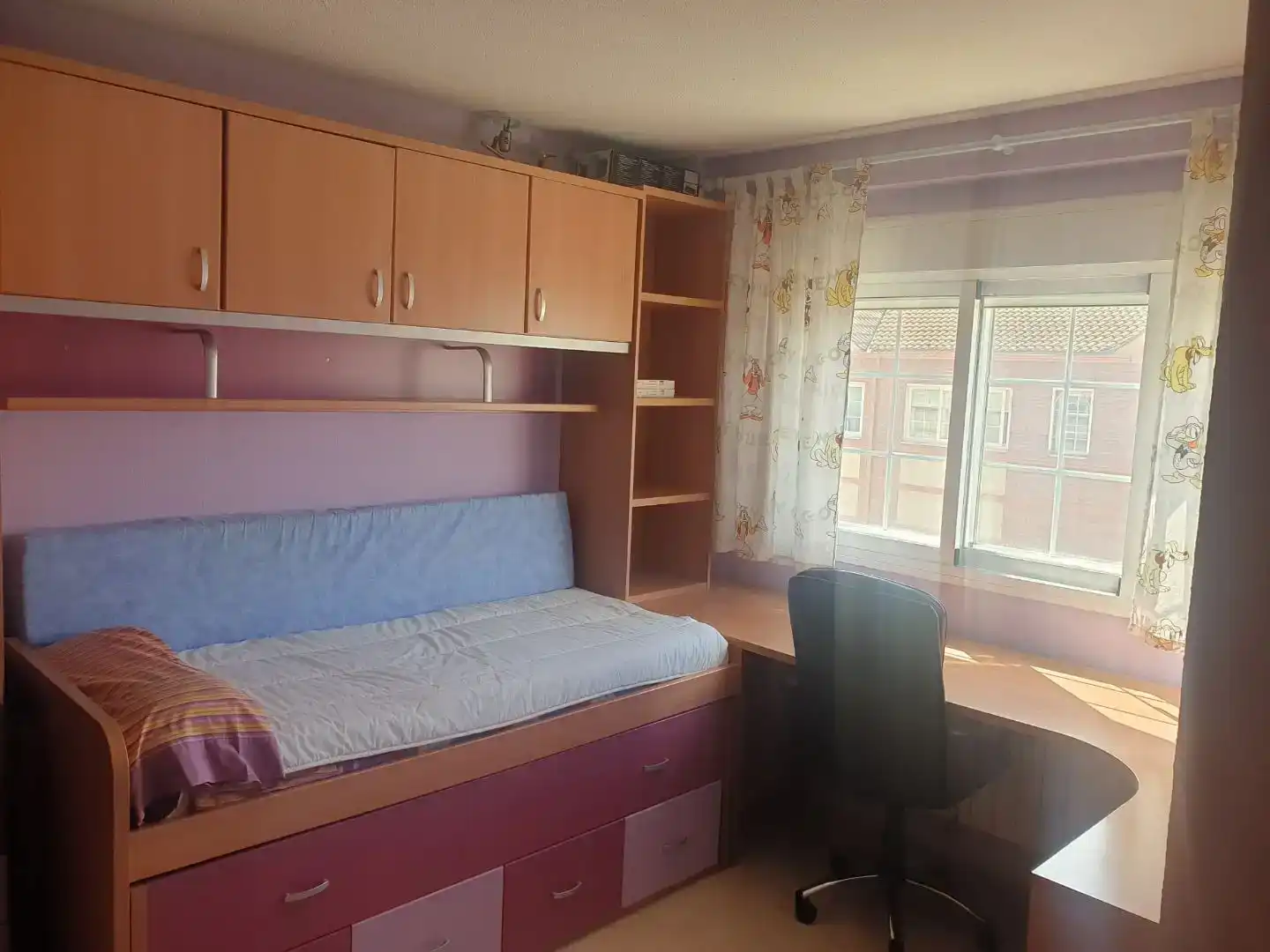 Dormitori de Casa o xalet en venda en Azuqueca de Henares amb Aire condicionat