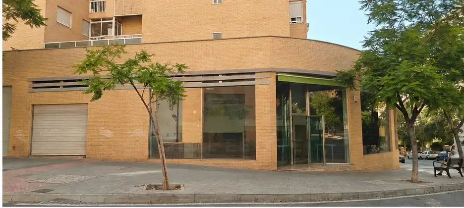 Gewerbefläche zum Verkauf in Benalúa - Babel, imagen 2