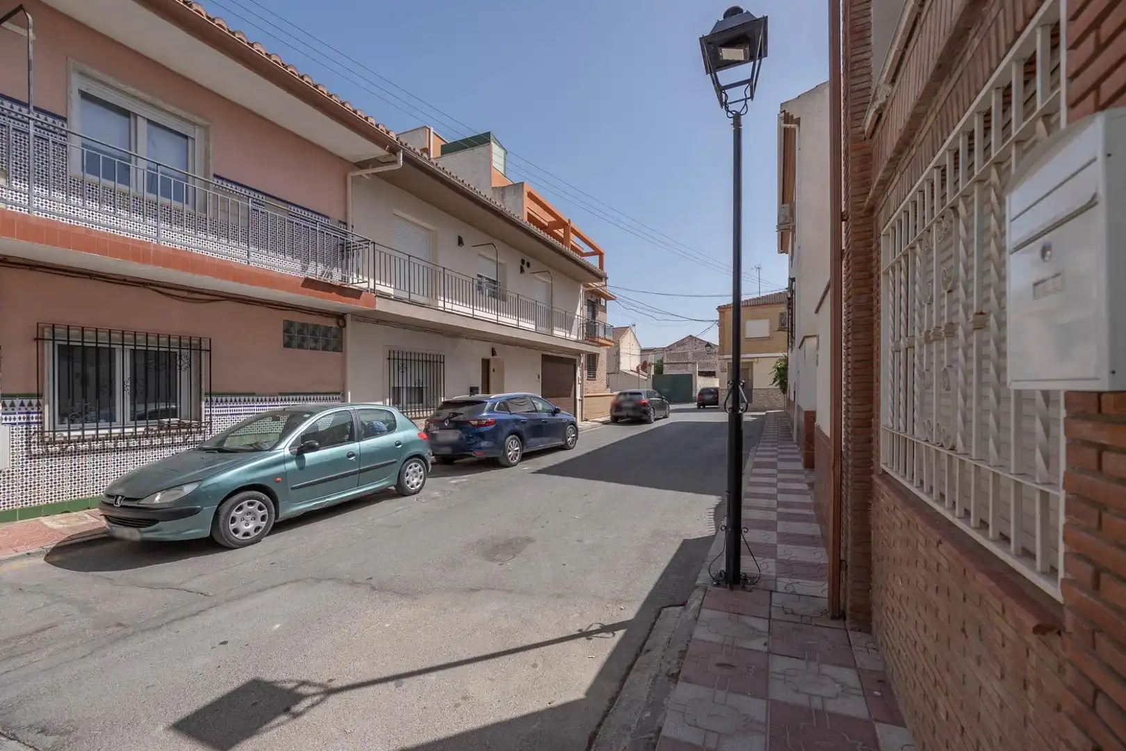 Vista exterior de Pis en venda en Churriana de la Vega amb Aire condicionat, Calefacció i Terrassa