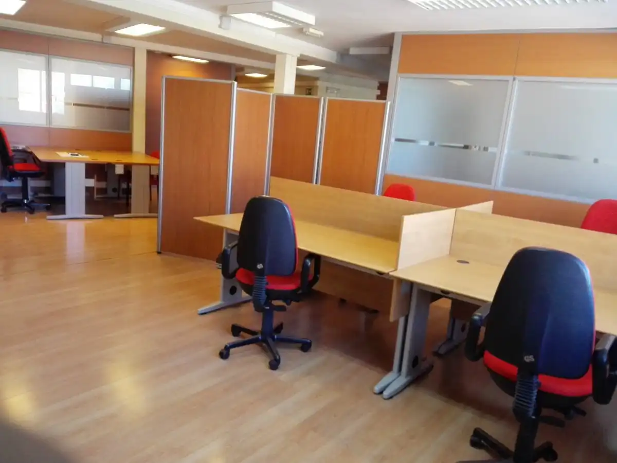 Oficina de lloguer en Móstoles amb Aire condicionat, Calefacció i Moblat