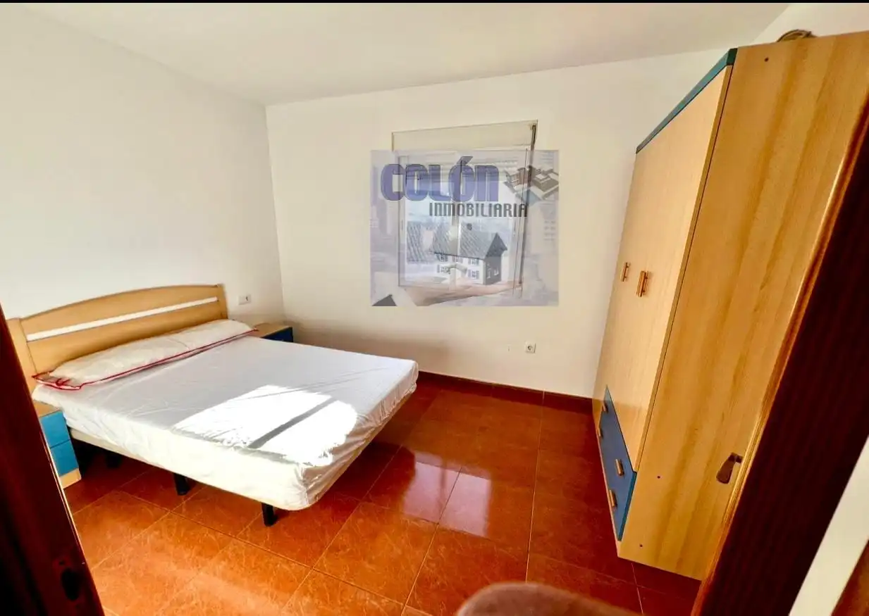 Piso con terraza en venta en Martos, imagen 3