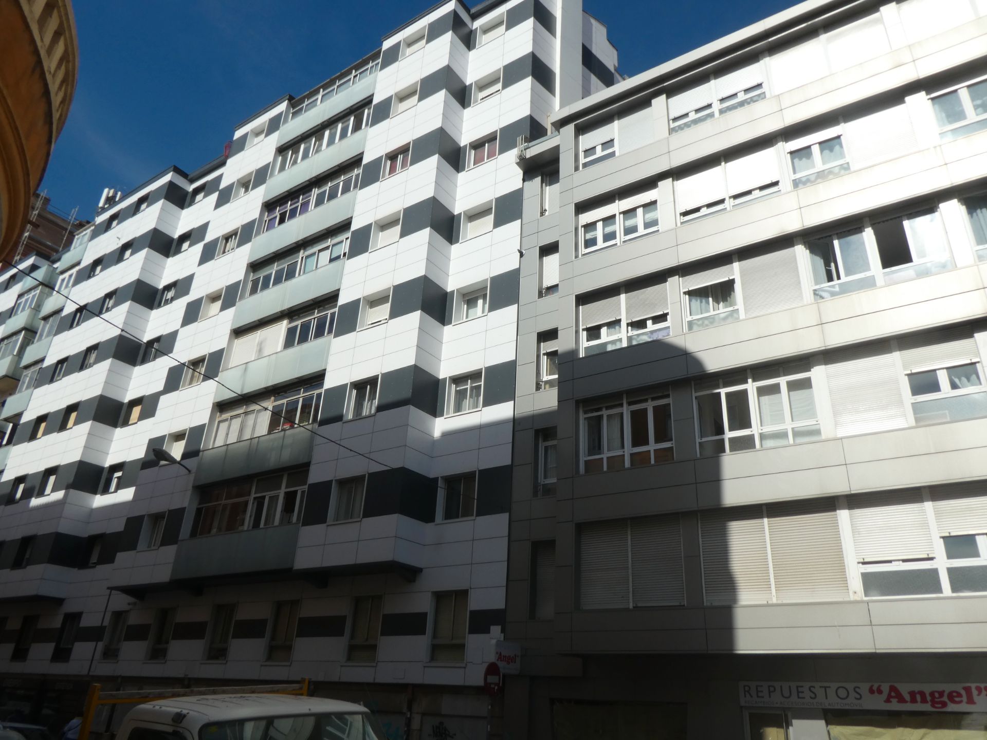 Vista exterior de Piso en venta en Burgos Capital con Trastero y Amueblado