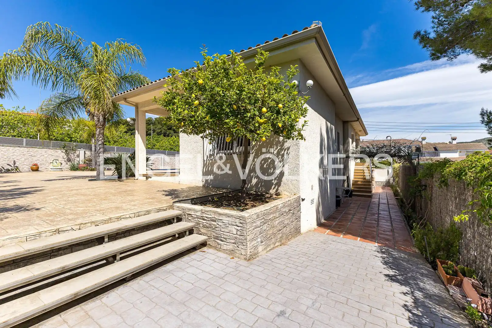 Terrace of Houses for sale in Roda de Berà  with Air Conditioner, Heating and Private garden