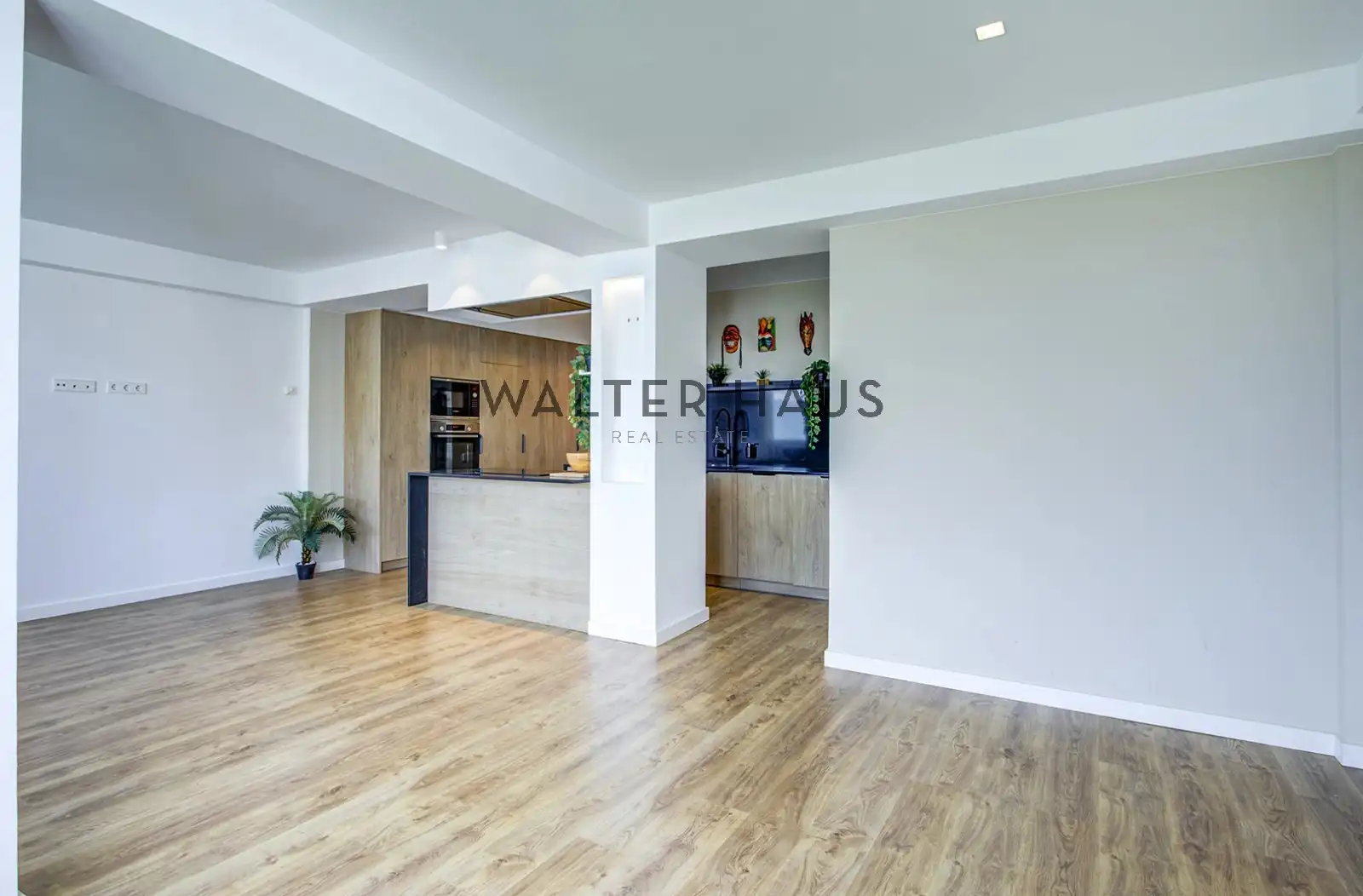 Kitchen of Attic for sale in Barcelona  with Air Conditioner, Terrace and Balcony
