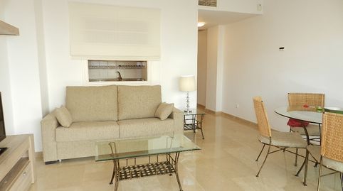 Foto 4 de Apartament en venda a Urbanización Cármenes Los el Hacho, La Duquesa, Manilva