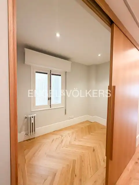 Habitación de Piso de alquiler en Madrid con Aire acondicionado, Calefacción y Parquet