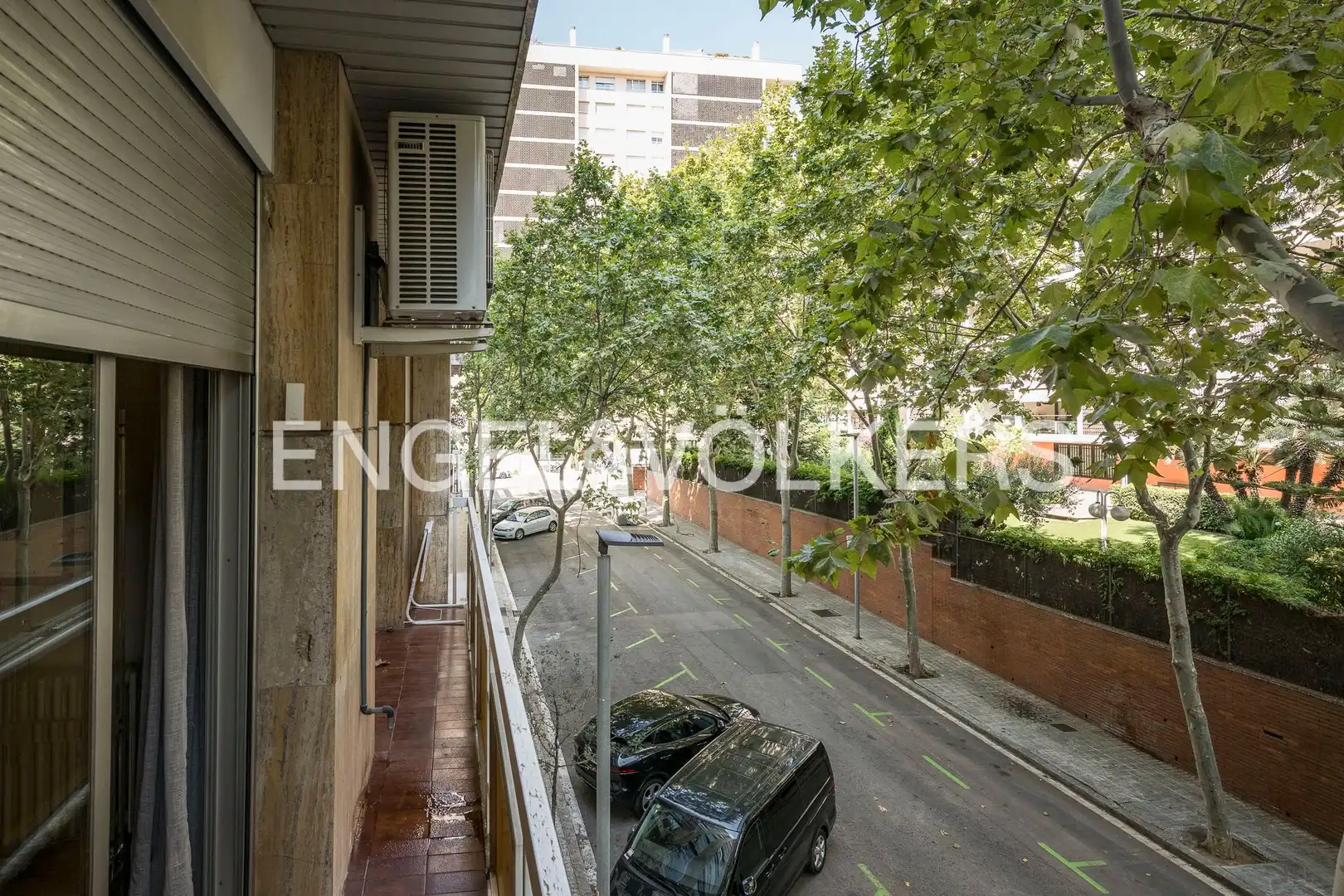 Exterior view of Flat for sale in Barcelona  with Air Conditioner, Heating and Private garden